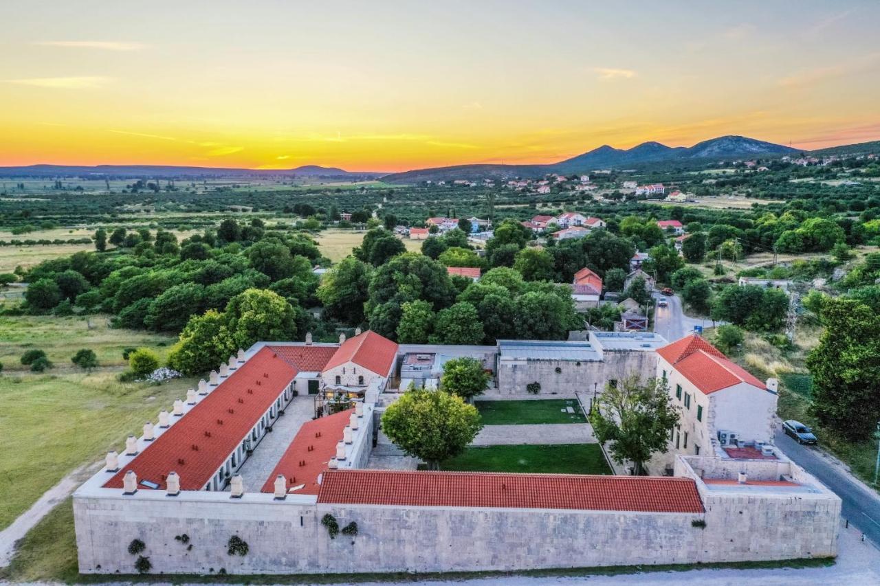 Heritage Hotel Maskovica Han باكوشتاني المظهر الخارجي الصورة